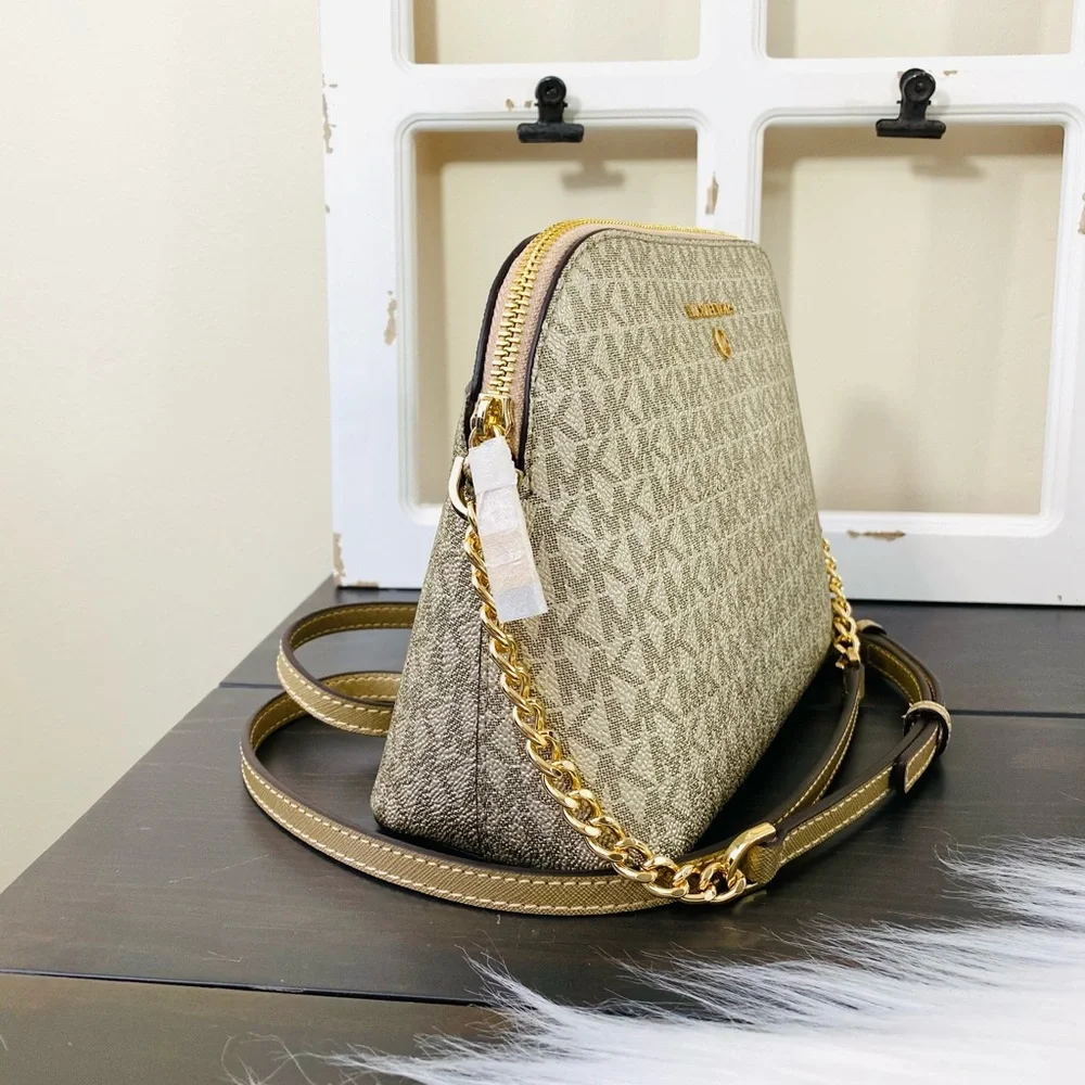 Michael Kors Cindy Large Dome Crossbody - Picture 5 of 13